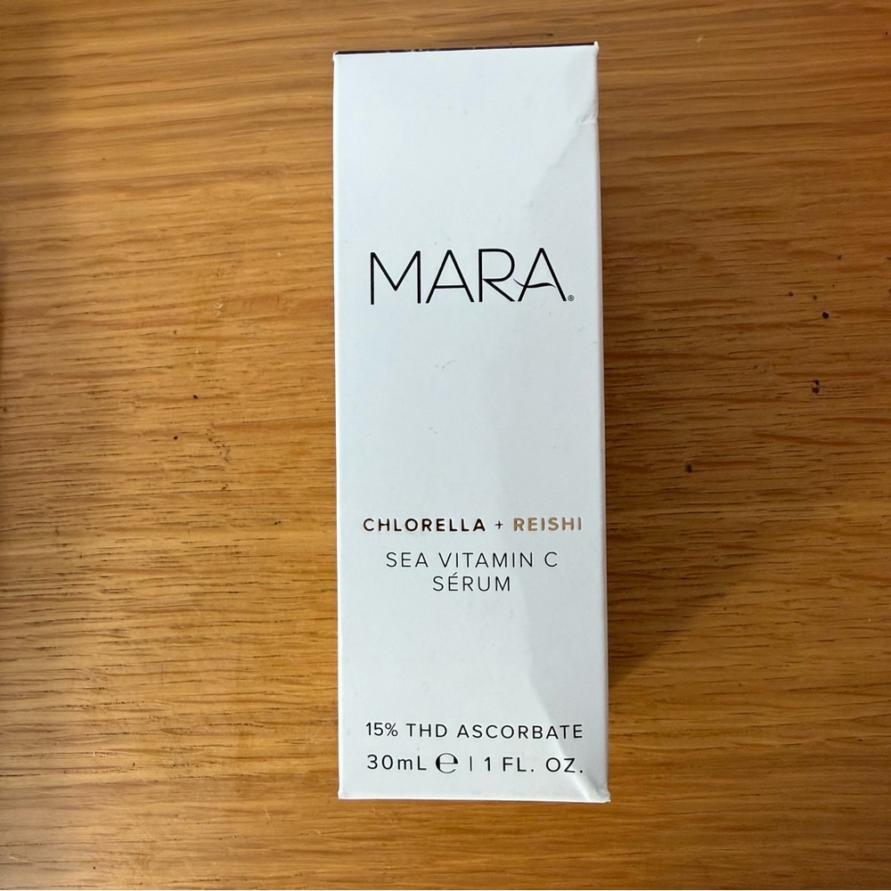 MARA Chlorella + Reishi Sea Vitamin C Serum